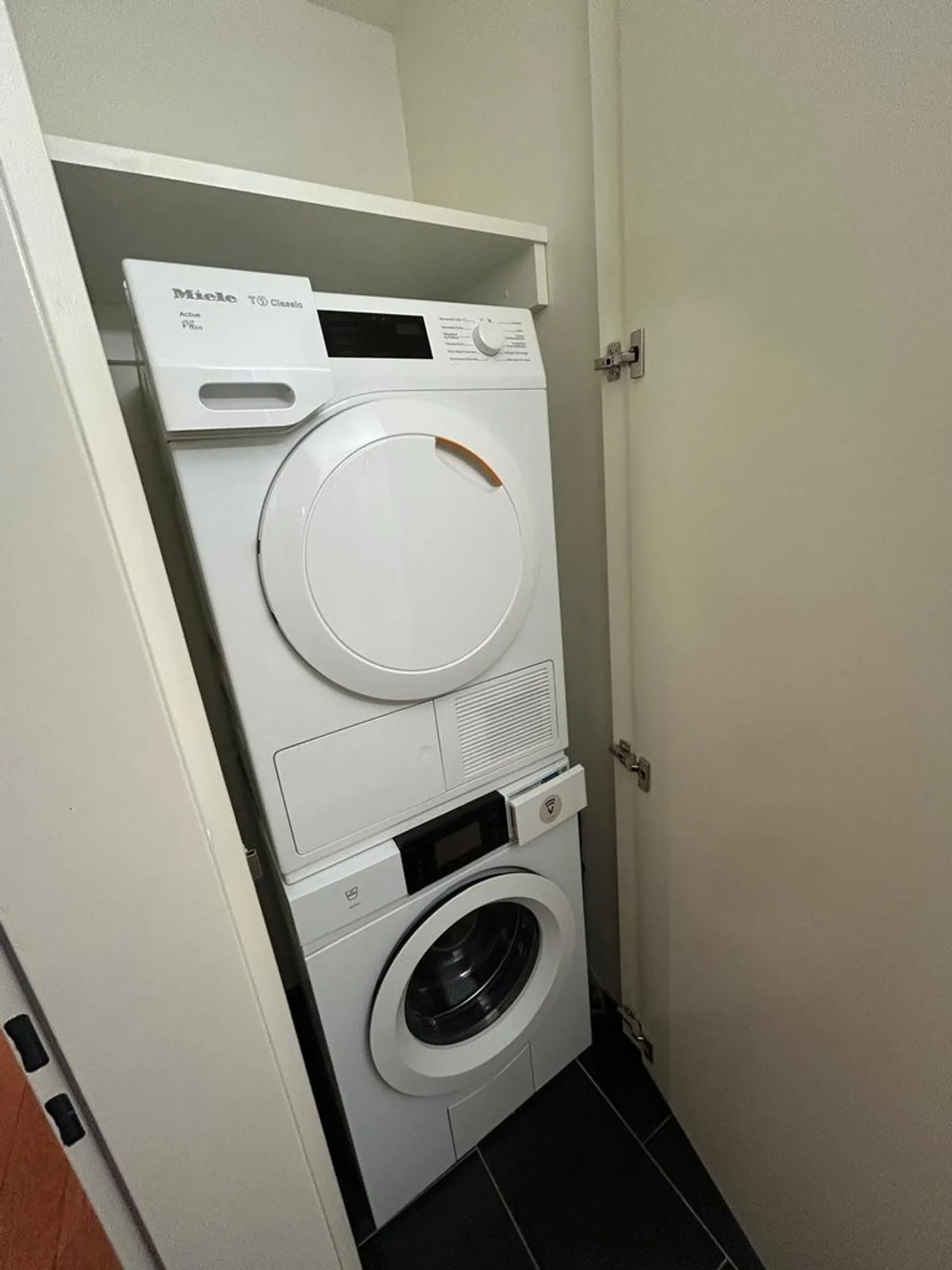 Appartamento esclusivo con 4 camere nel cuore di Gundeli - Foto 6 di 12