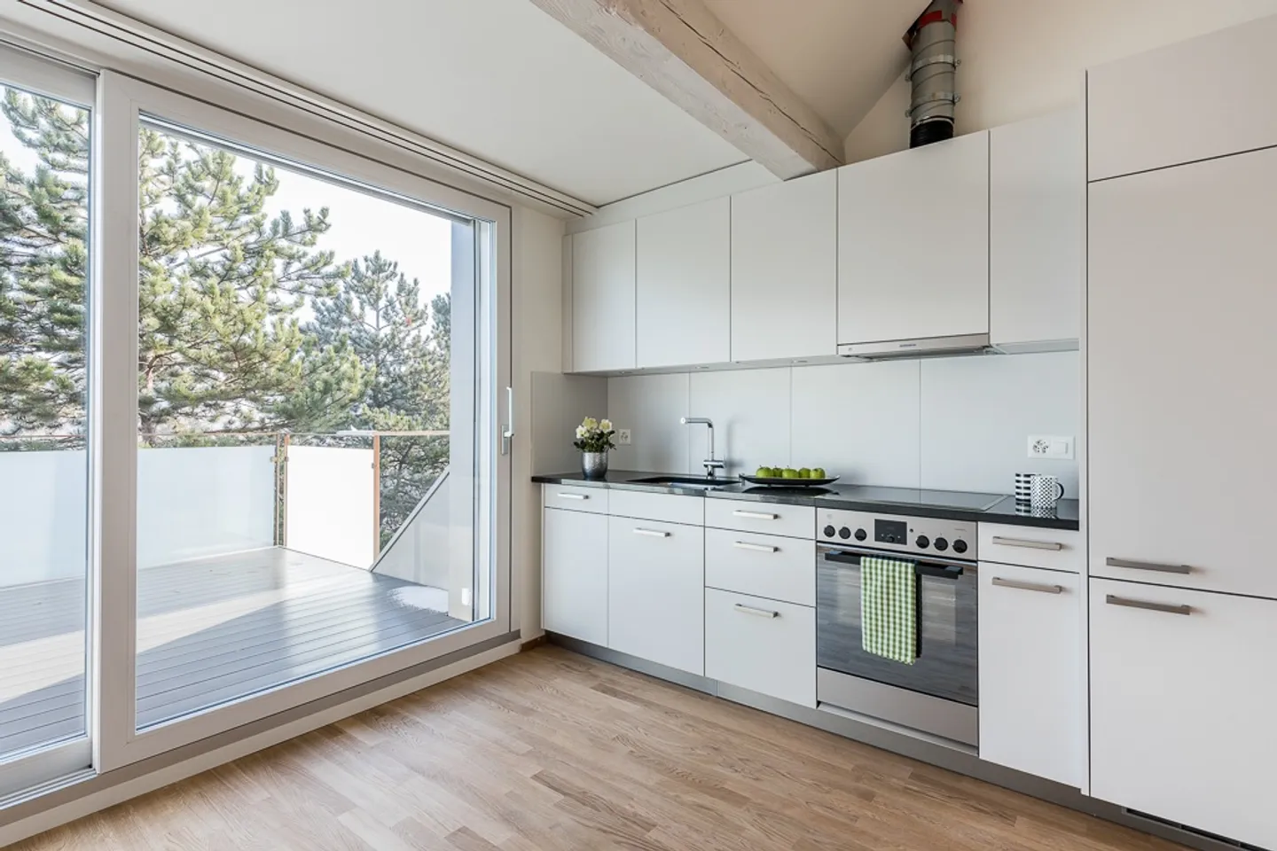 Appartamento in affitto - Foto 3 di 12