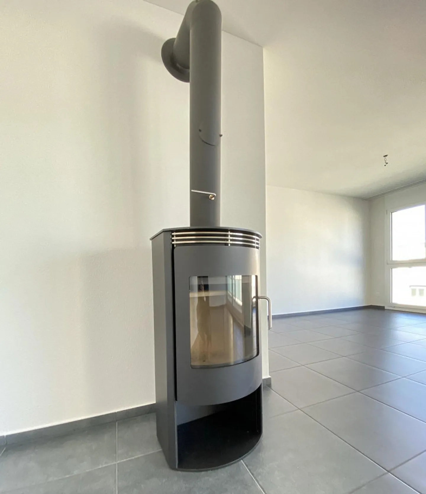 Attractive 3.5 Room Condominium - Photo 10 of 13