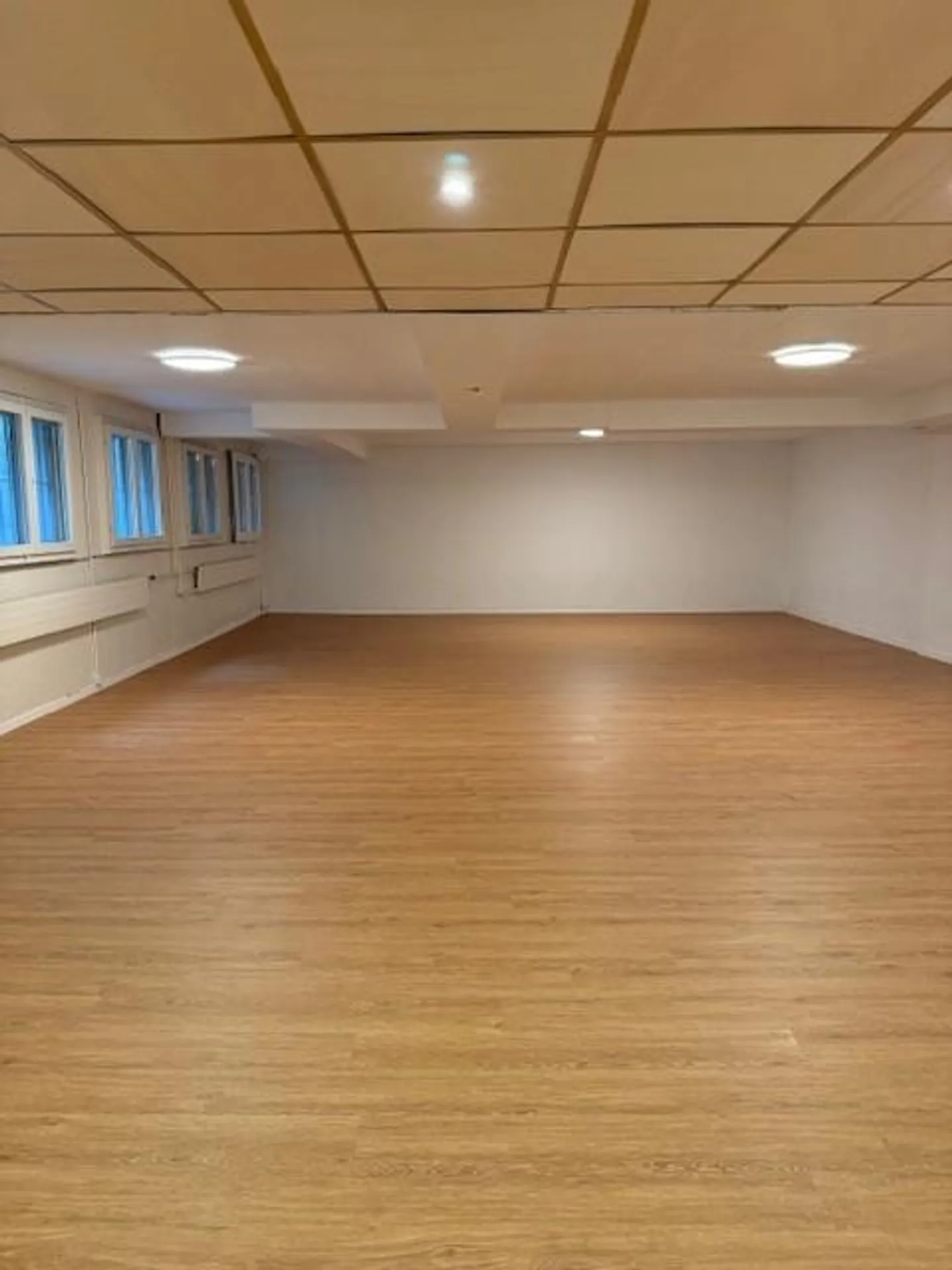 108 m² Lager zu vermieten - Foto 1 von 2