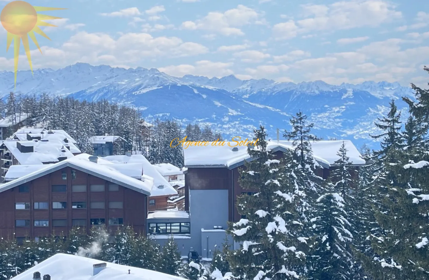 Spacious and bright 4.5-room apartment near 'Regent College' - Photo 11 of 11