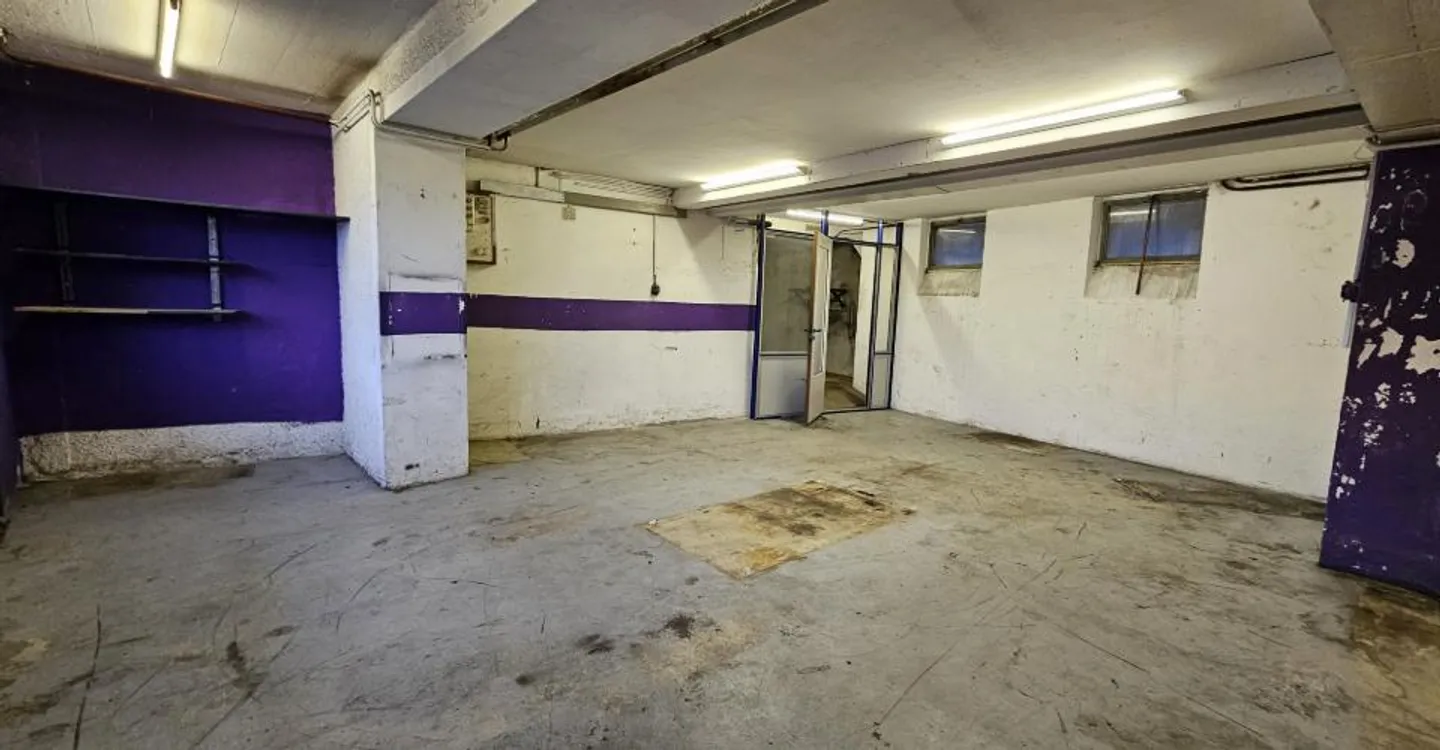 Pierre-Dubied 10, Couvet - Commercial space for rent - Photo 2 of 6