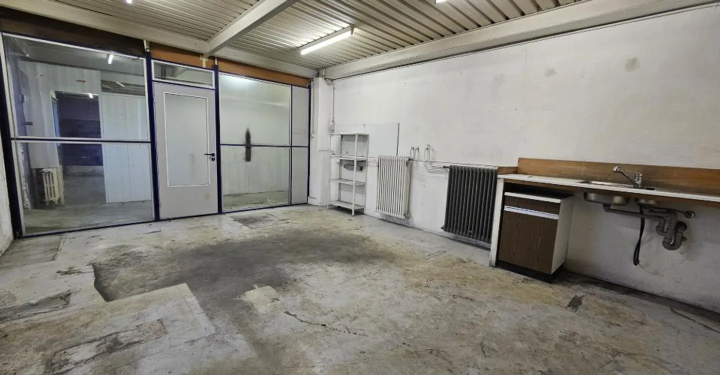 Pierre-Dubied 10, Couvet - Commercial space for rent - Photo 4 of 6