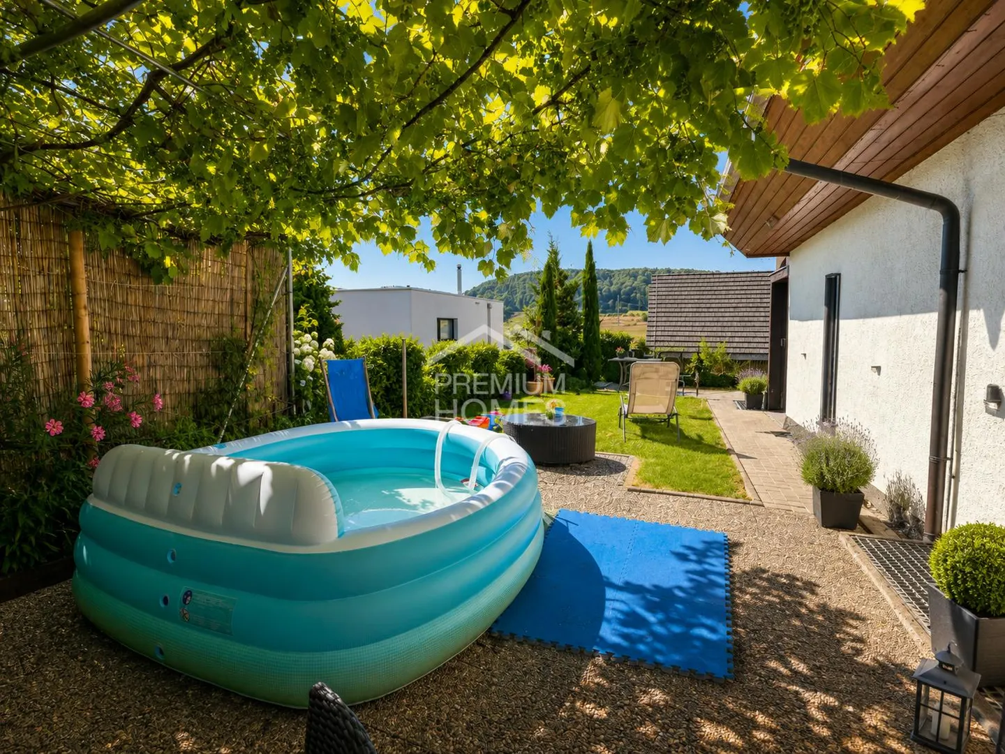 Charming Family Home with Garden - Photo 13 of 13