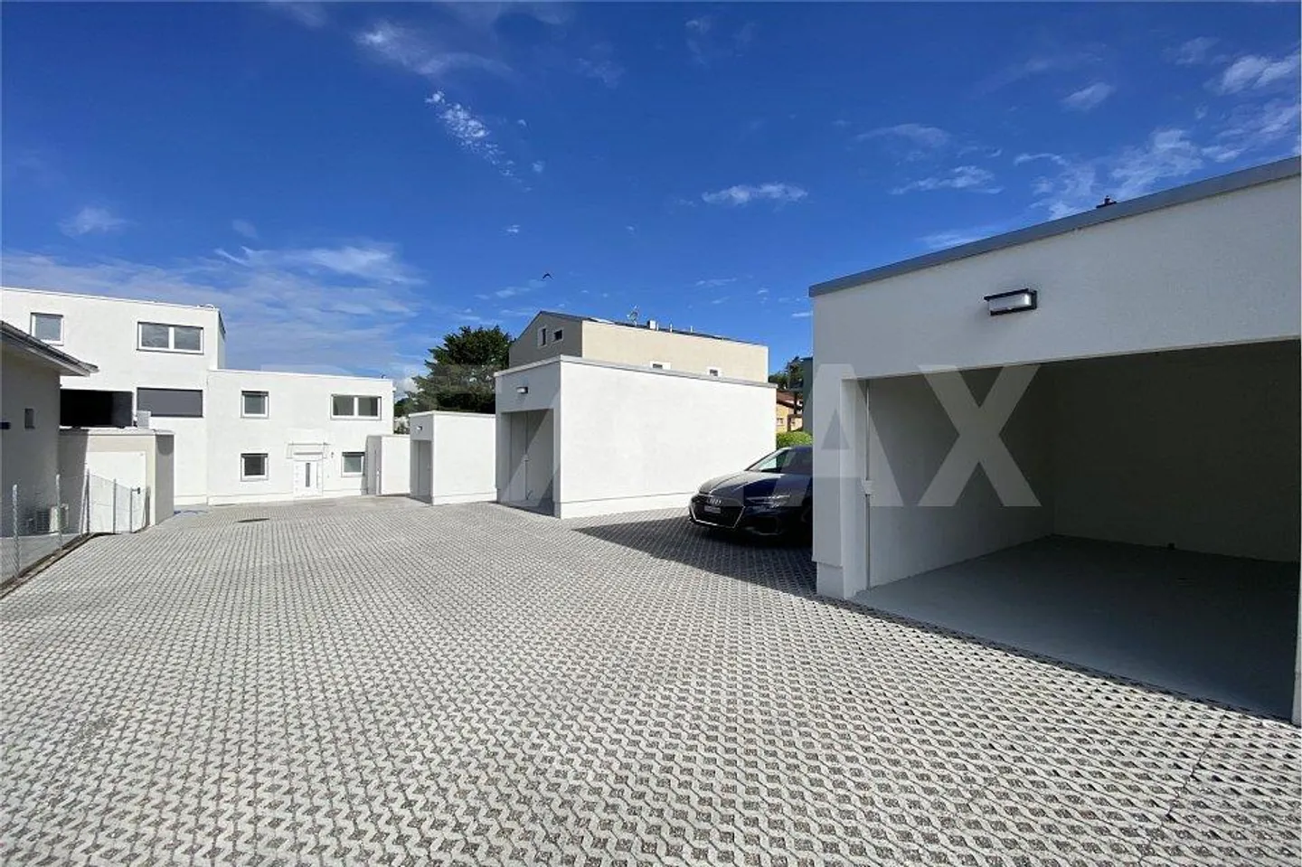 Maison mitoyenne exclusive de 5,5 pièces - Photo 6 sur 7