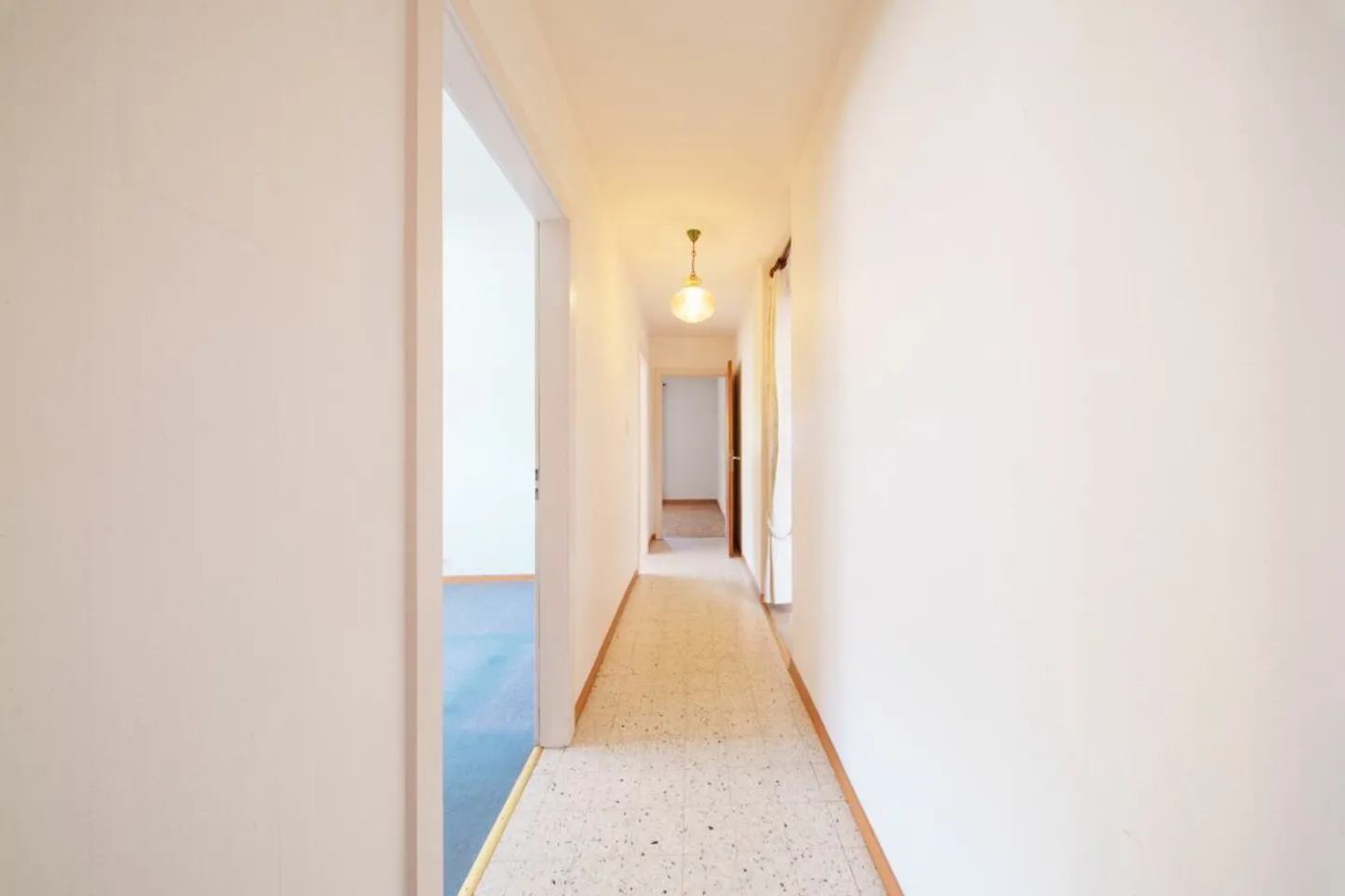 Wohnung mit 4 Zimmern und freier Sicht in Saint-Pierre-de-Clages - Foto 6 von 15