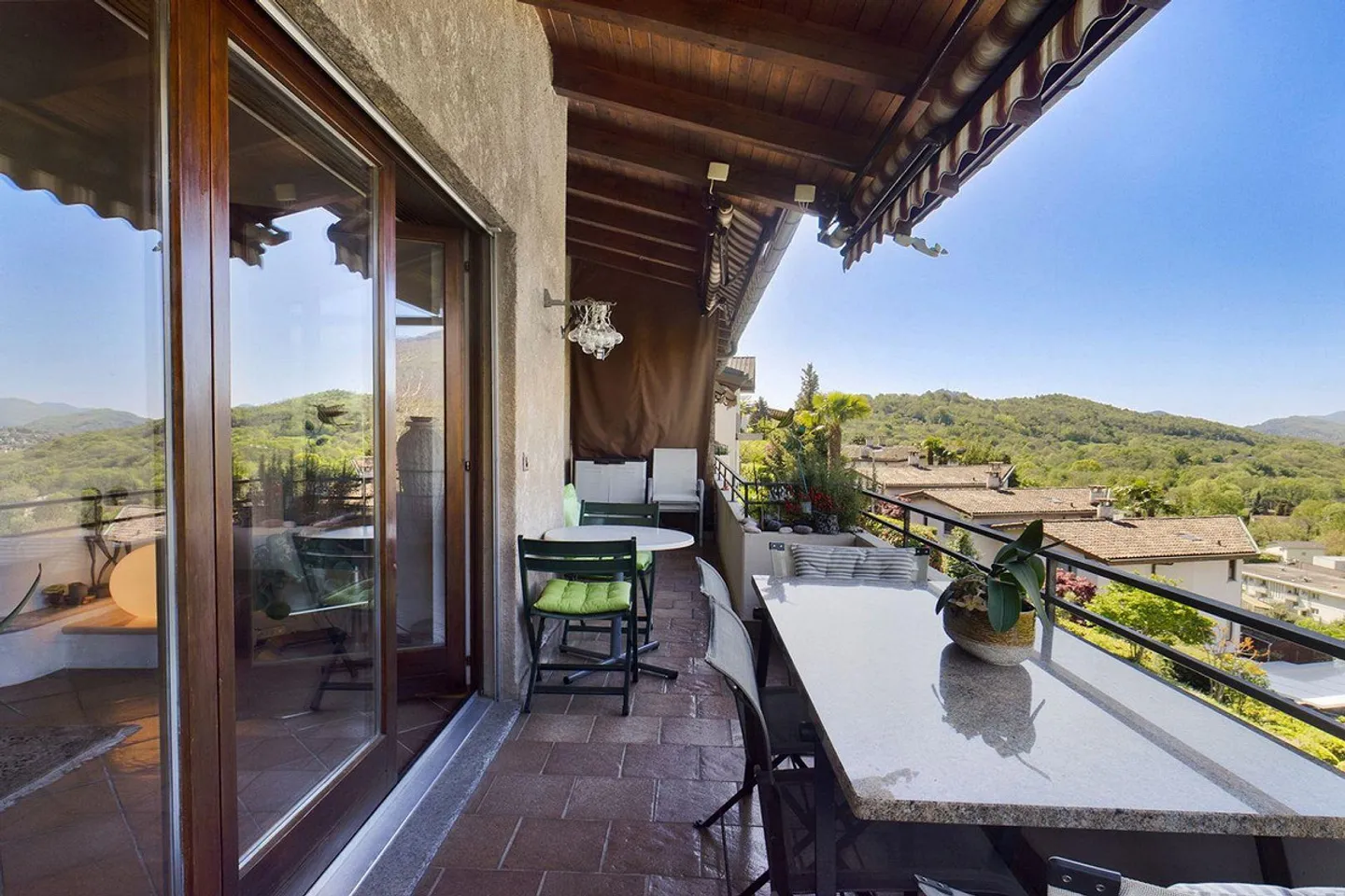 Elegante appartamento duplex a Comano - Foto 3 di 23