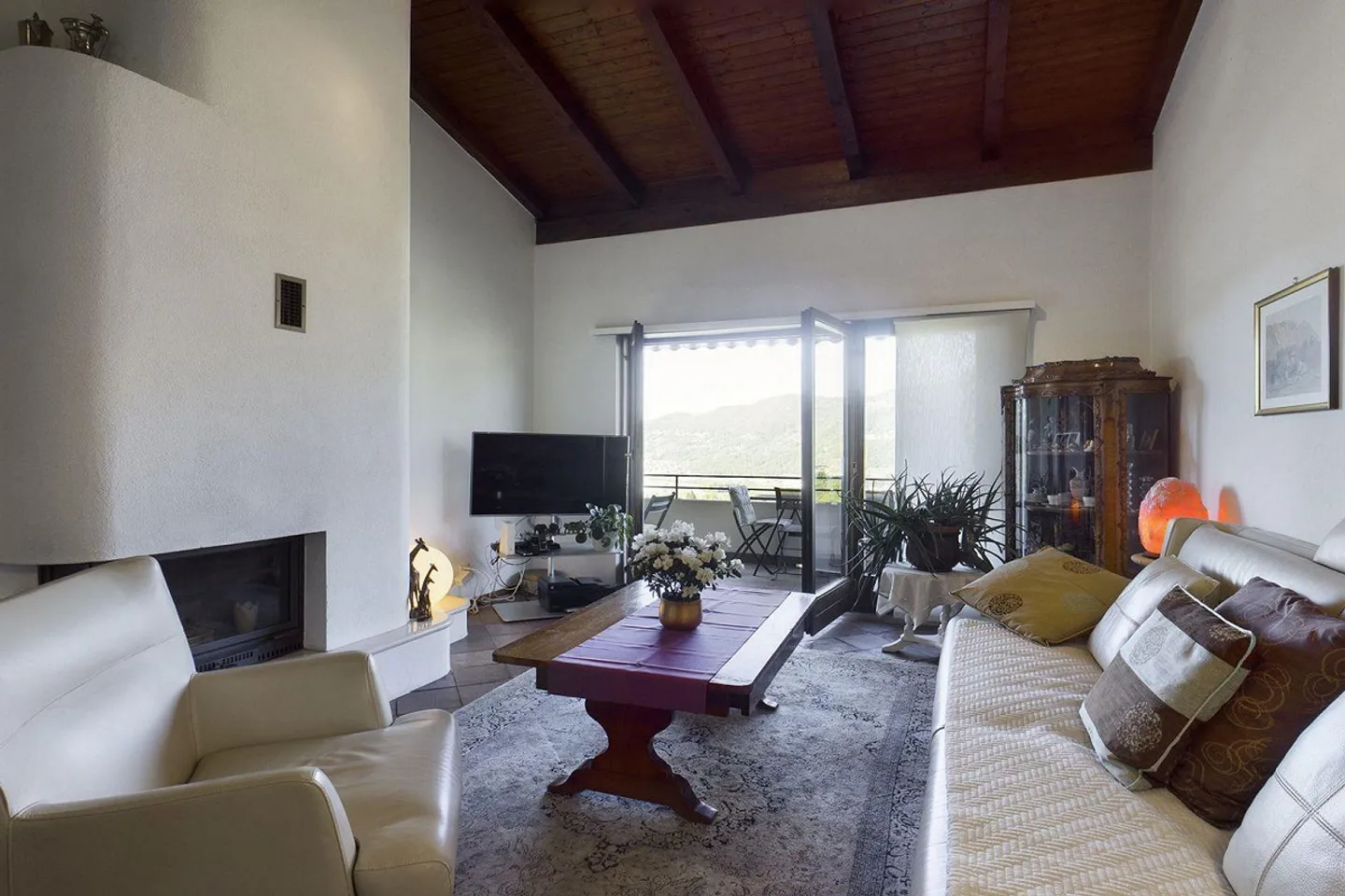 Elegante appartamento duplex a Comano - Foto 7 di 23