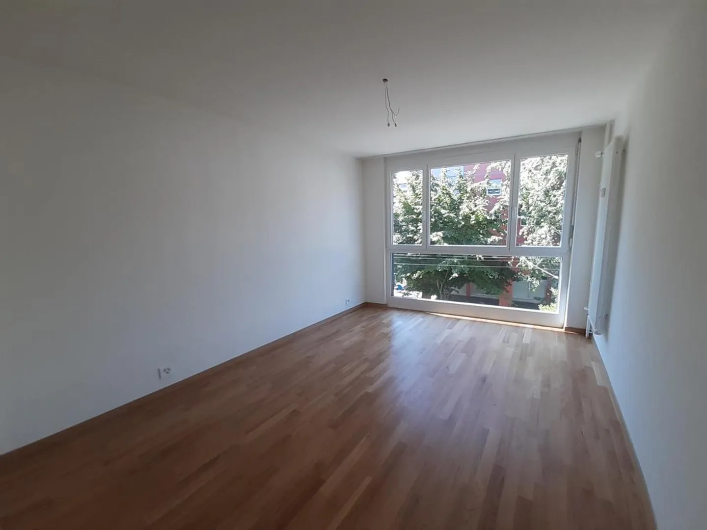 Appartamento moderno di 2,5 stanze in affitto - Foto 4 di 4