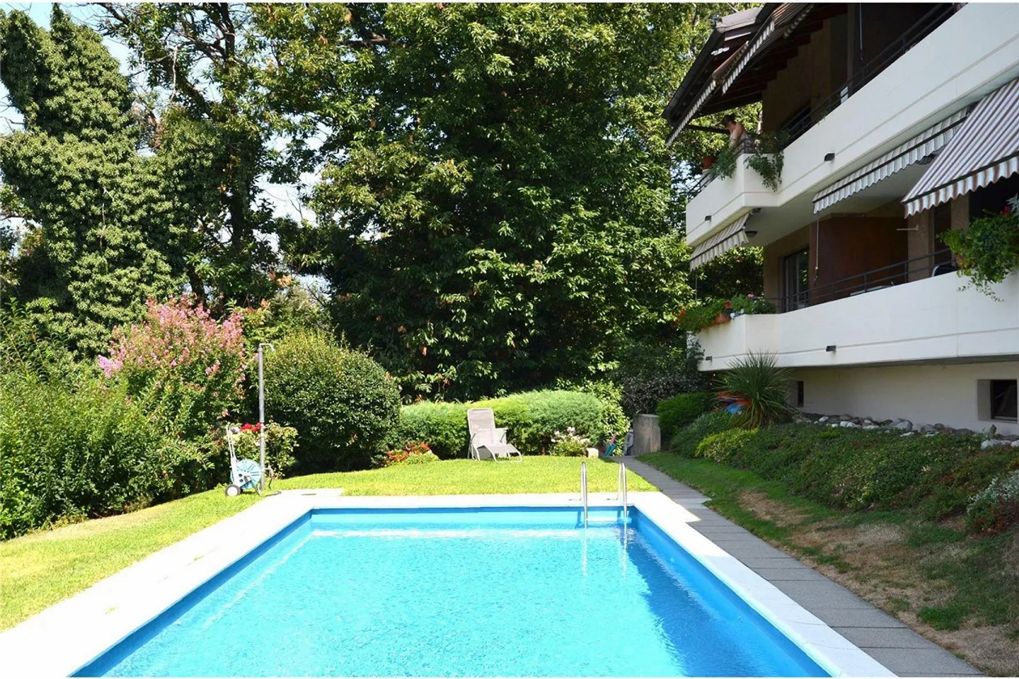 Elegante appartamento duplex a Comano - Foto 1 di 23