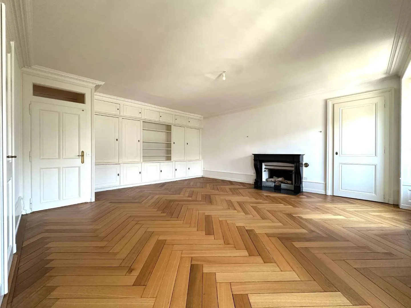 Appartamento 5 locali - Foto 2 di 9