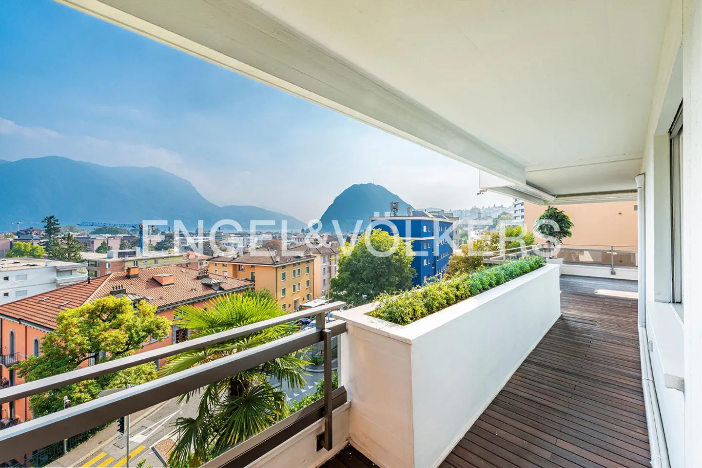 Vista lago e comfort a pochi passi dal centro di Lugano - Foto 13 di 13