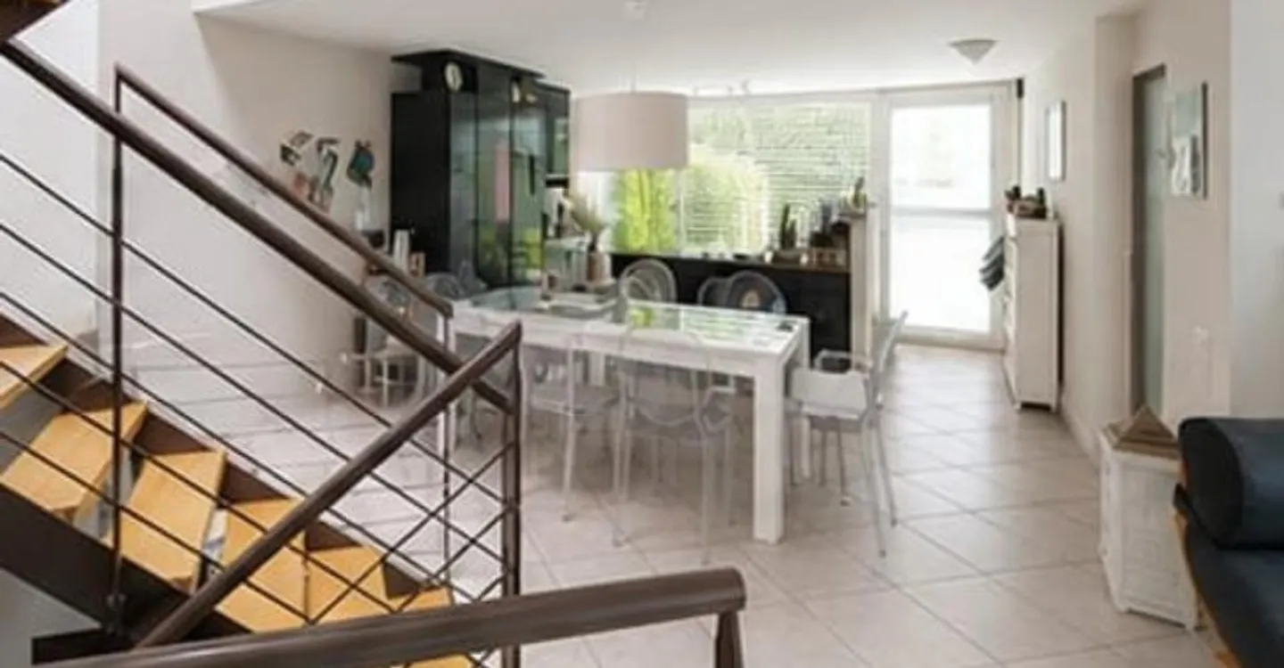6-room adjoining house - Photo 5 of 12
