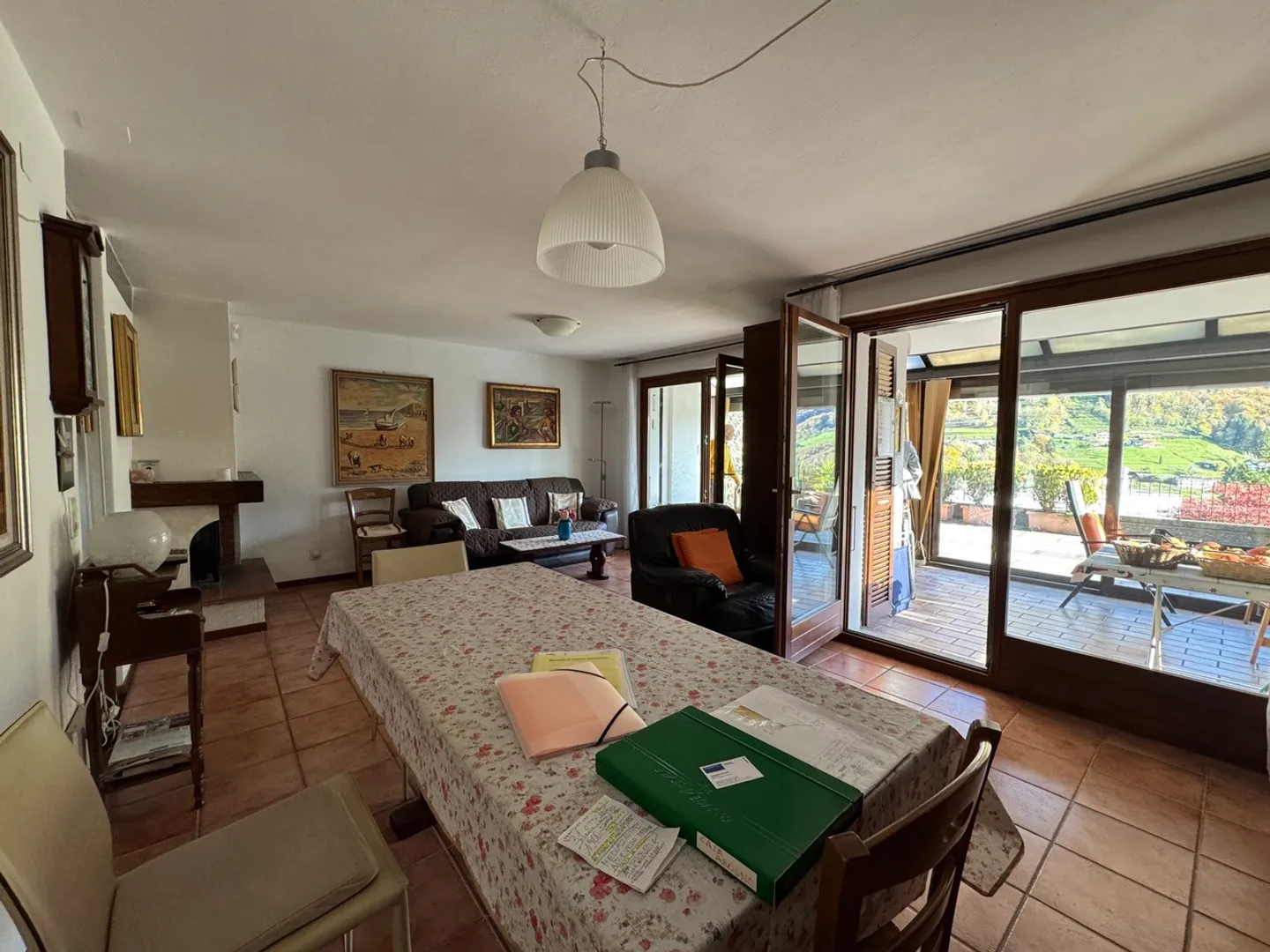 Part of a semi-detached house with spectacular views - Photo 6 of 15