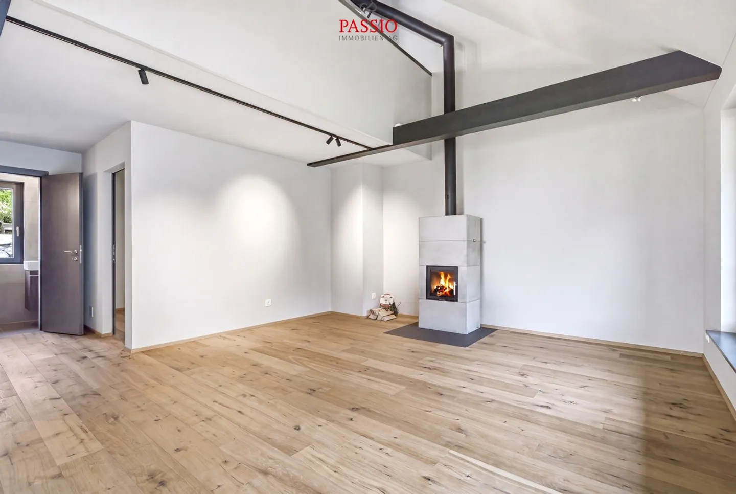 Appartamento in vendita - Foto 4 di 34