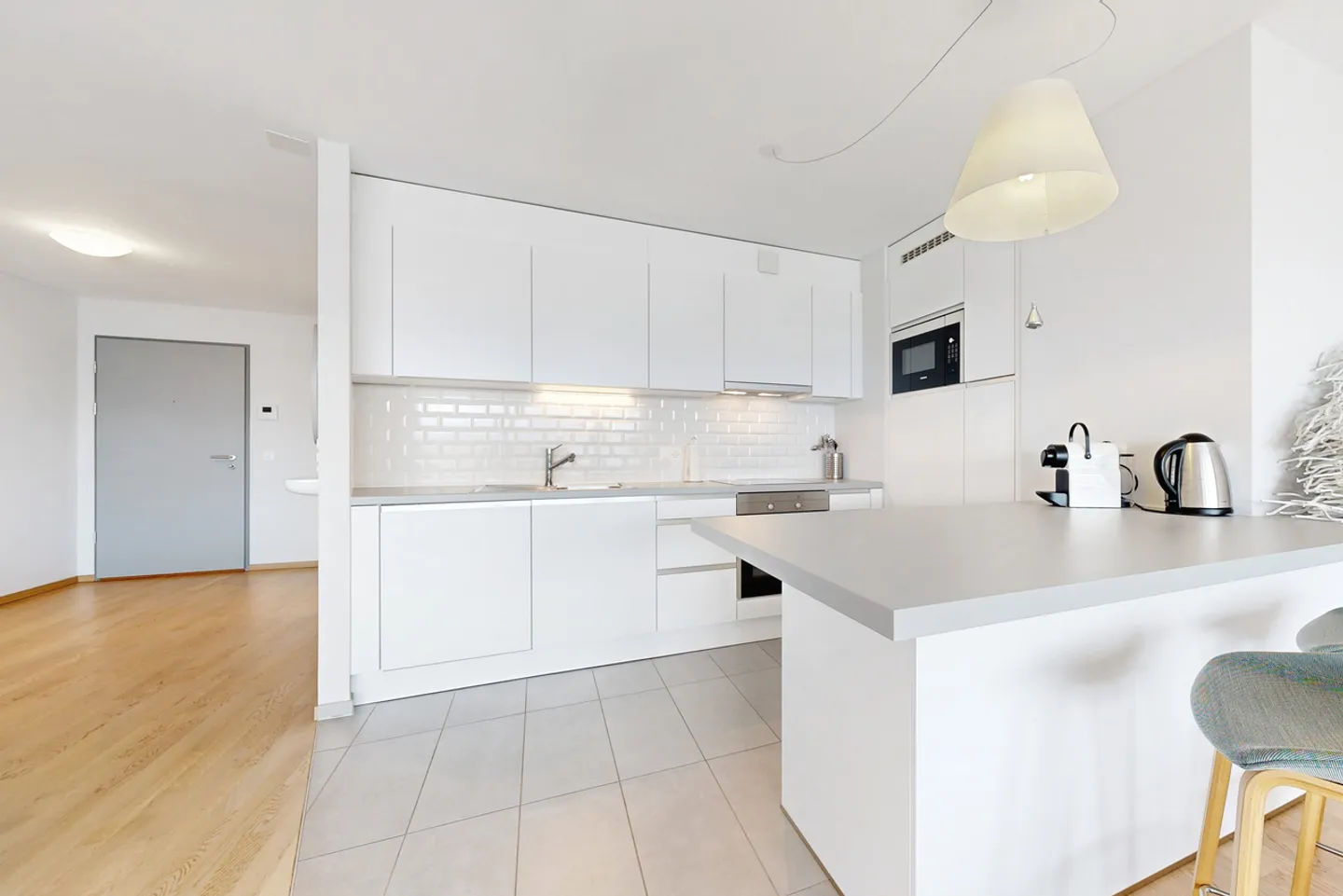 Spacieux logement entre Genève et Lausanne - Foto 2 von 8