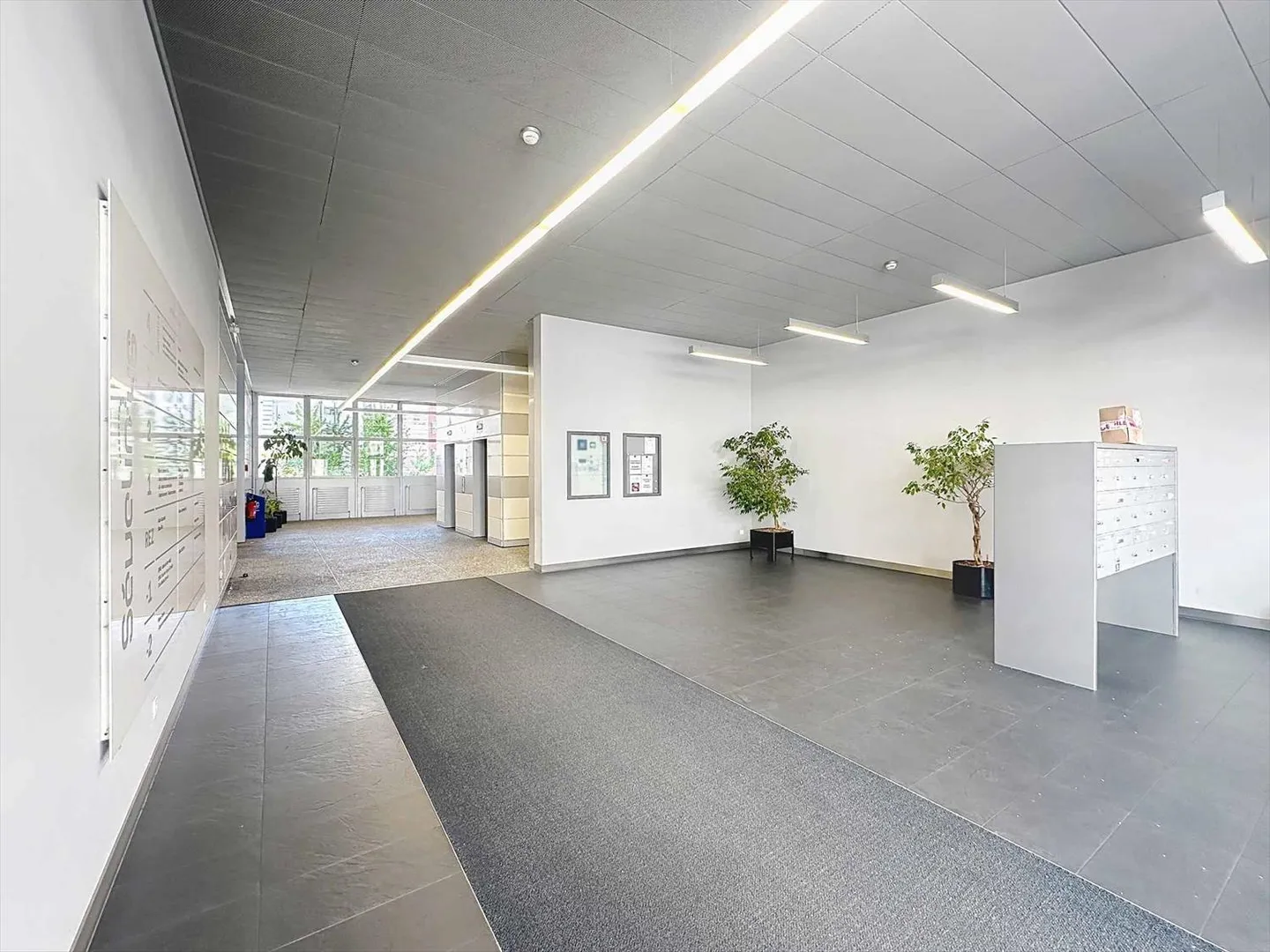 Beautiful modern and modular offices for rent in the heart of Lausanne - Photo 7 of 10