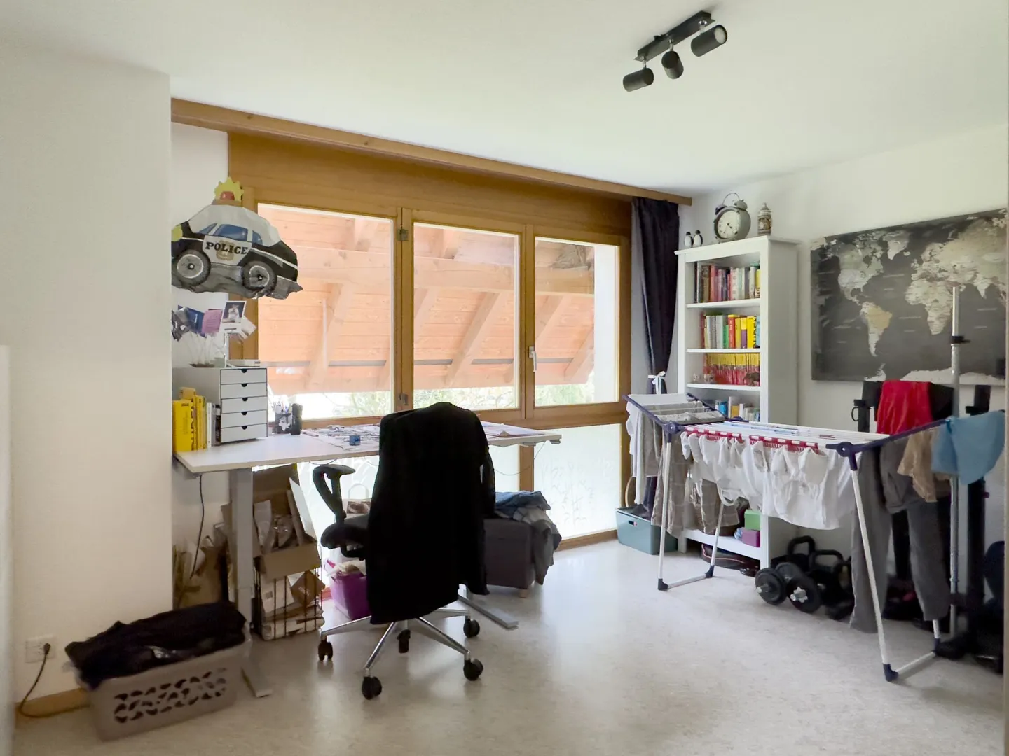 Spacious 3.5-room apartment in rural surroundings with balcony and garden share - Photo 12 of 18