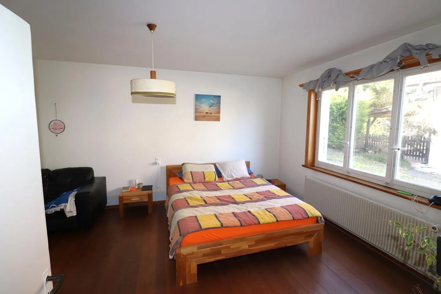 Mehrfamilienhaus mit zwei 3.5 - Zimmerwohnungen und Ausbaupotential - Foto 6 von 11