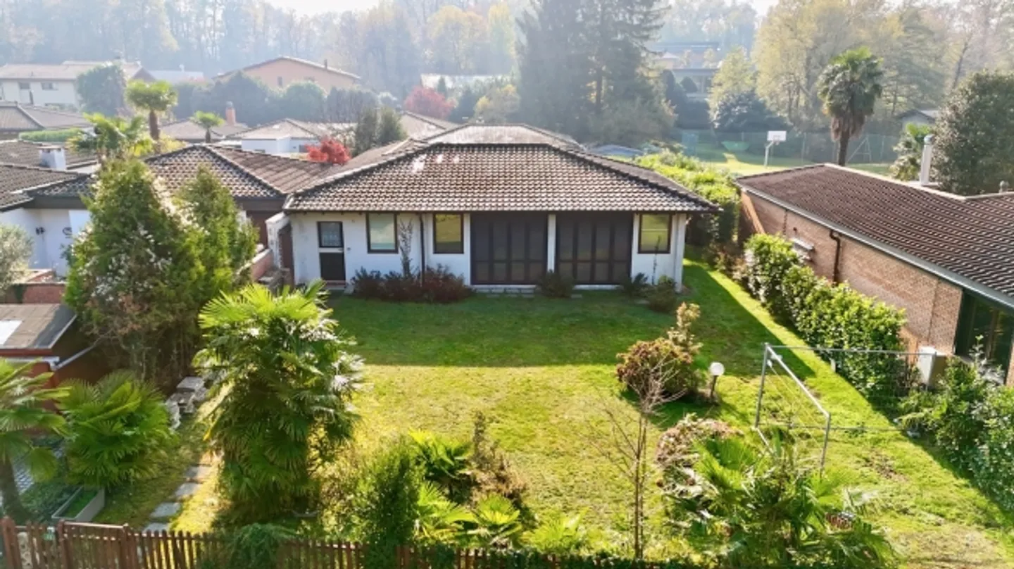 Terreno edificabile in zona residenziale nel mezzo della natura - Foto 3 di 3