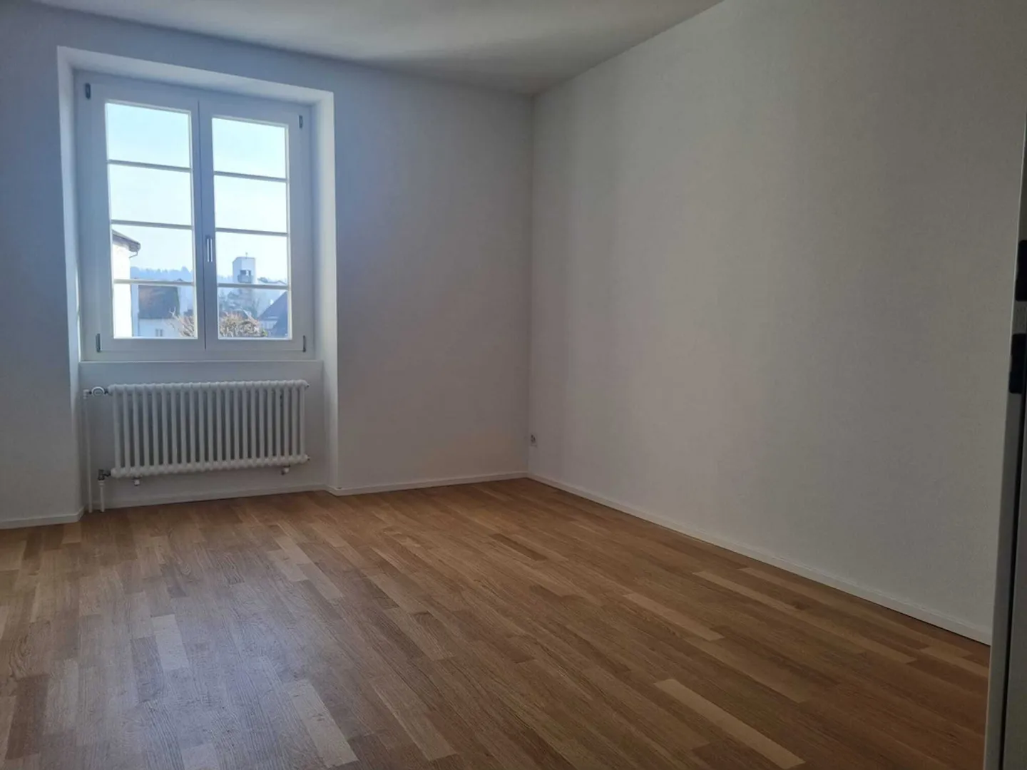 Erstvermietung nach Totalsanierung: wohnen mit Sicht auf die Birs - Foto 4 von 8