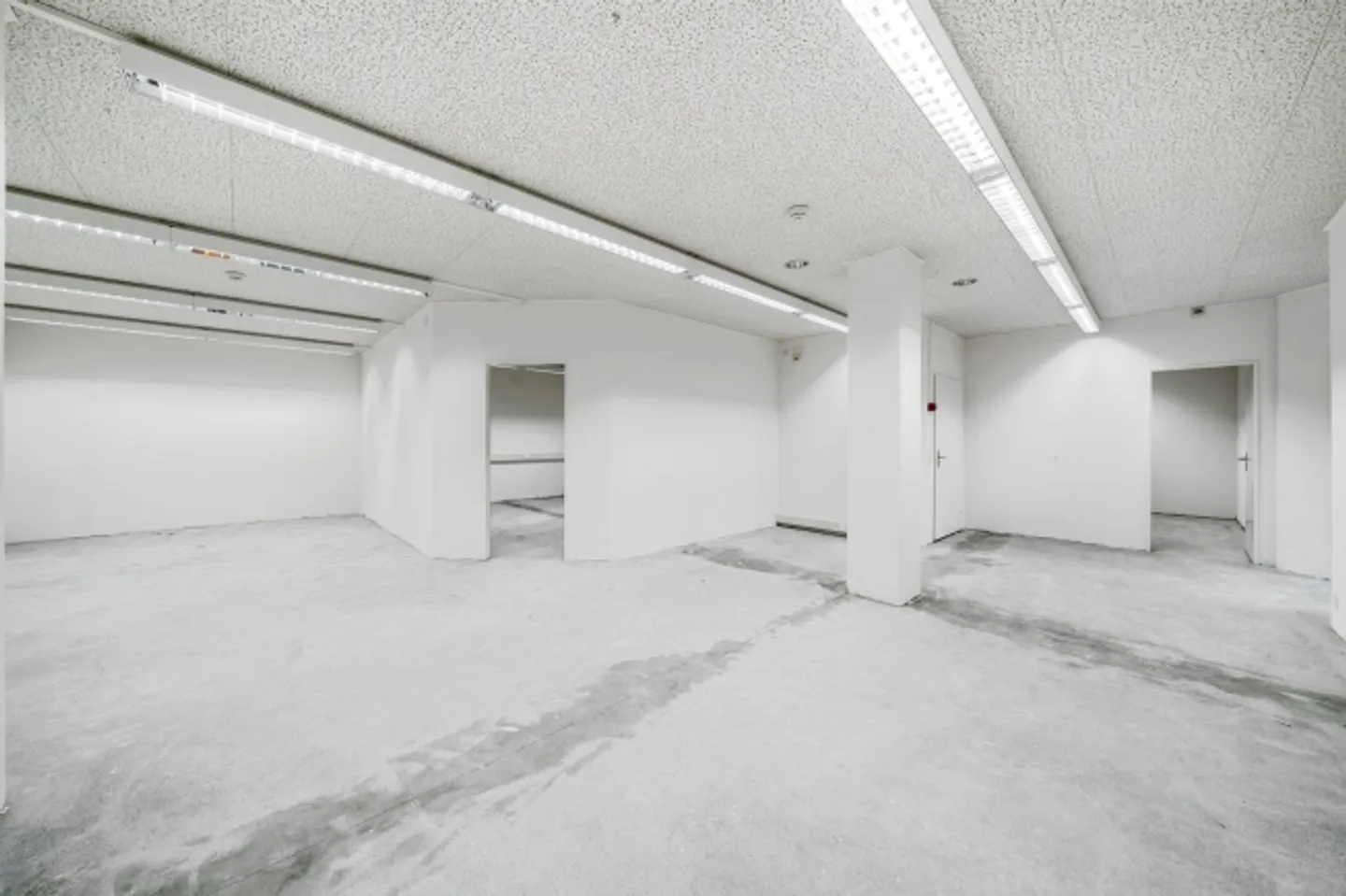 Bureau à louer - Photo 9 sur 10