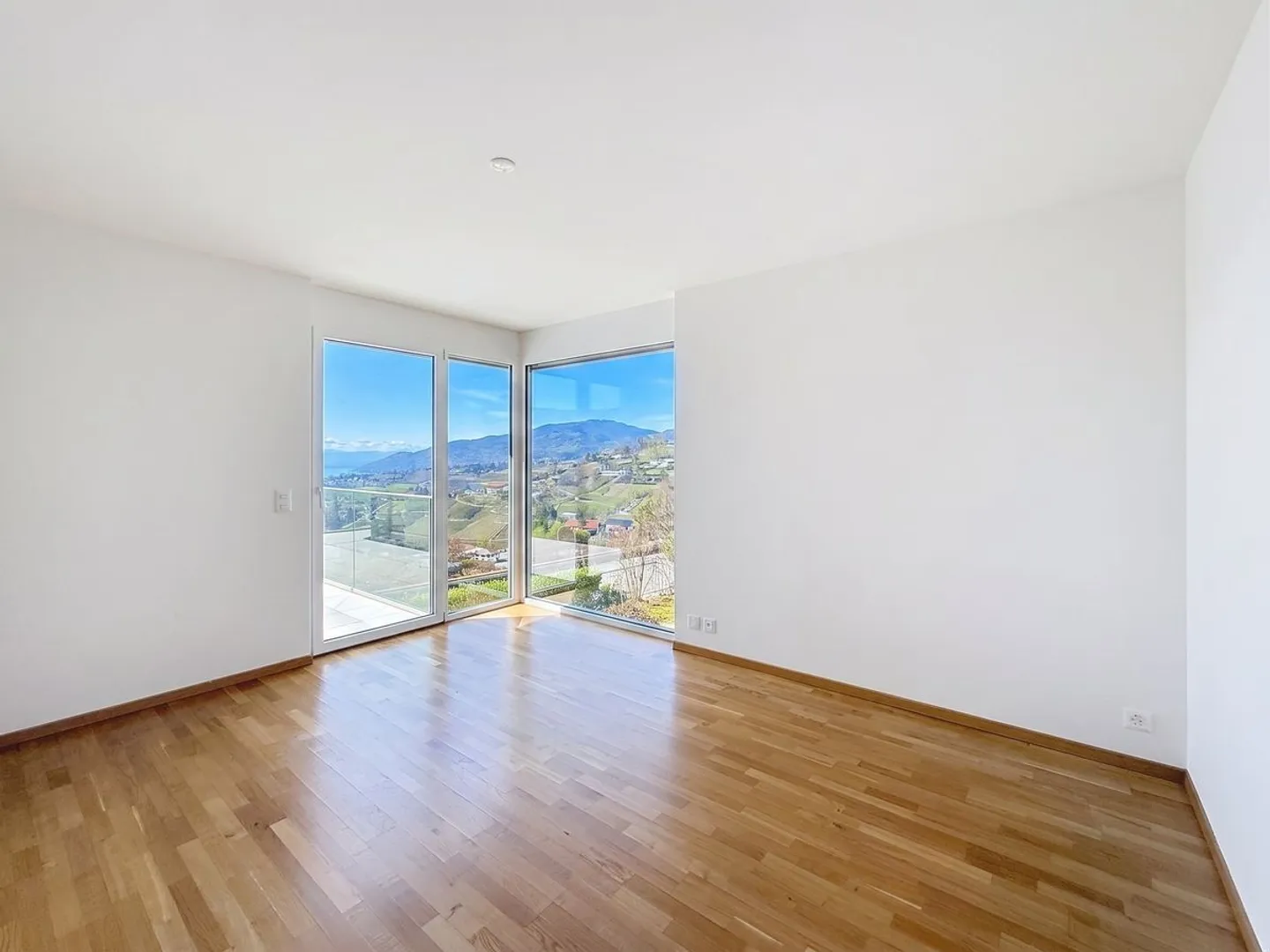 Elegante Wohnung mit Seeblick - Foto 6 von 13