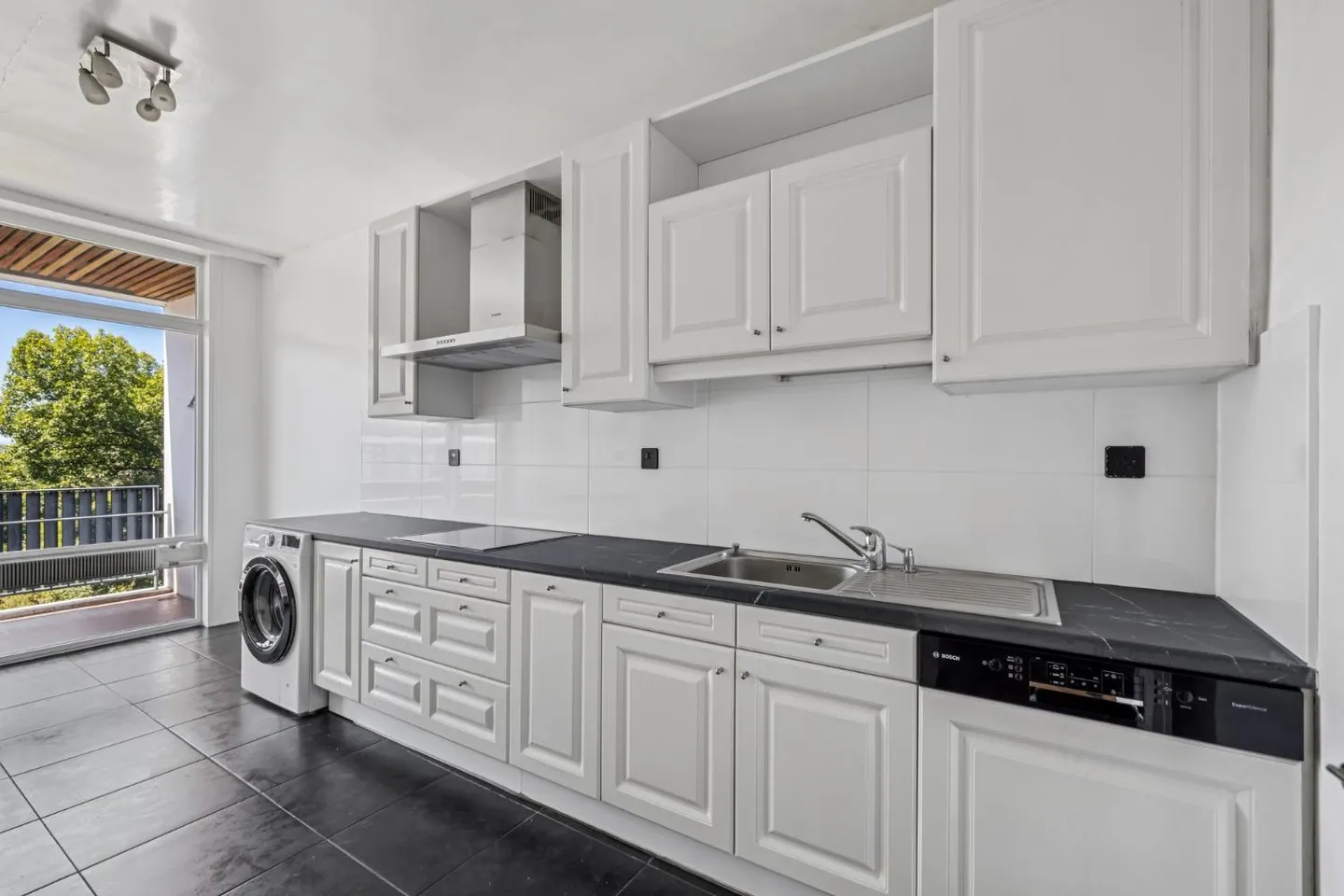 Elegantes 5-Zimmer-Apartment mit Seeblick - Foto 6 von 10