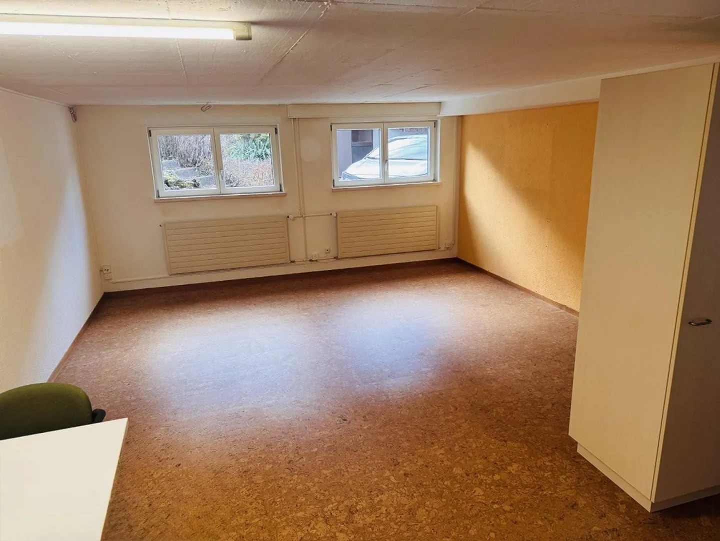 Vielseitiges Atelier in kleinem Haus - Foto 2 von 3