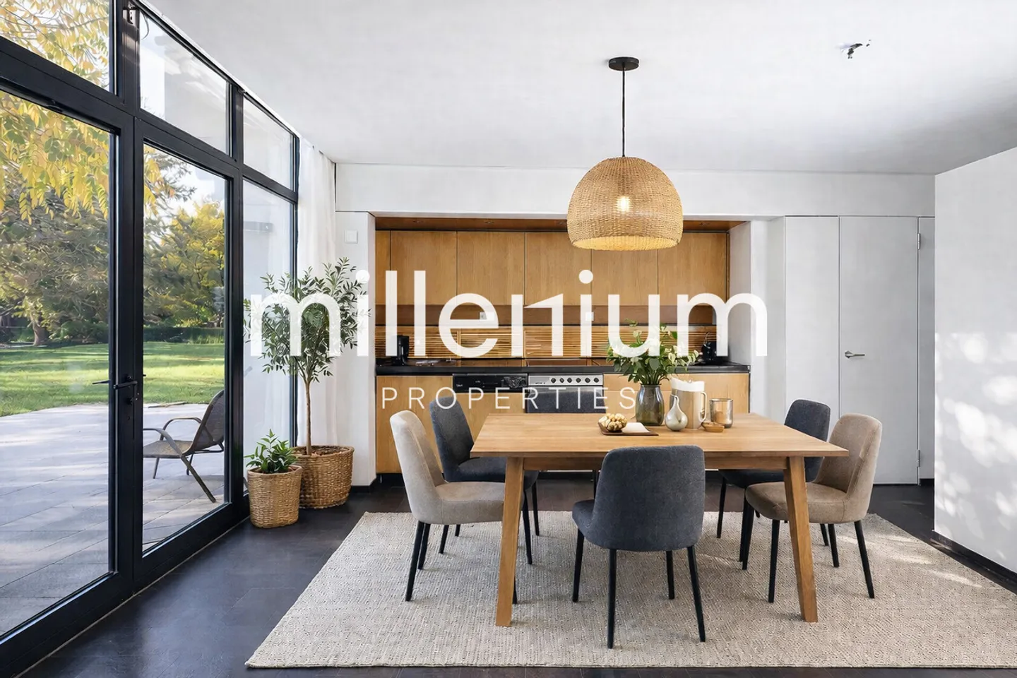 Casa dell'architetto - Uno spazio abitativo unico tra natura e design - Foto 3 di 5