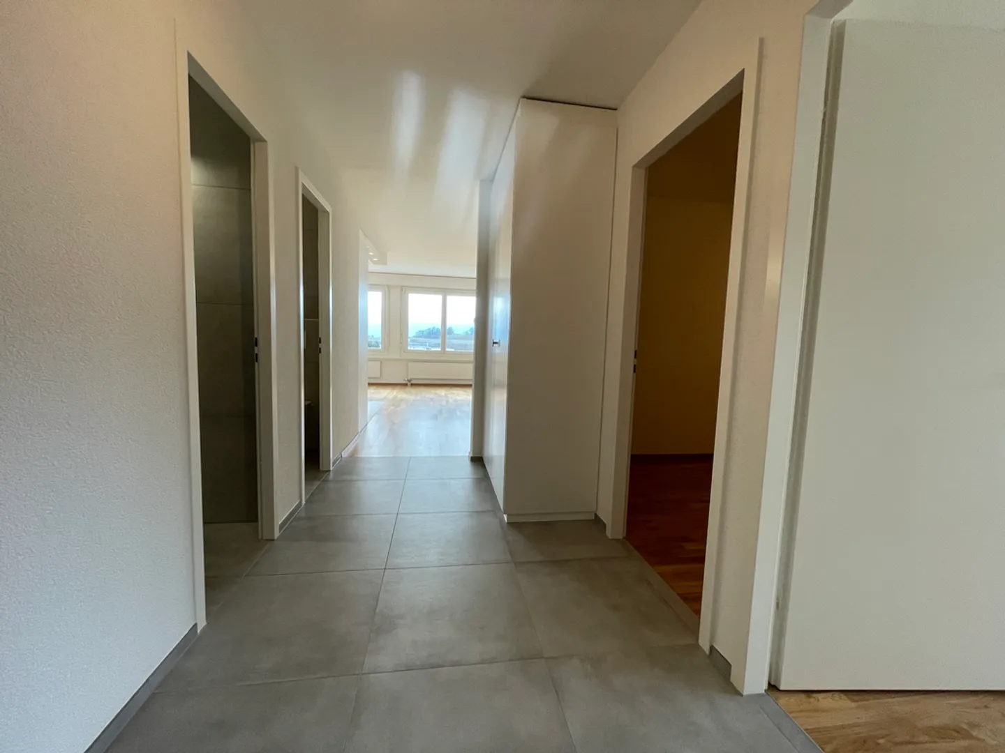 4.5 Room Apartment - Photo 5 of 8