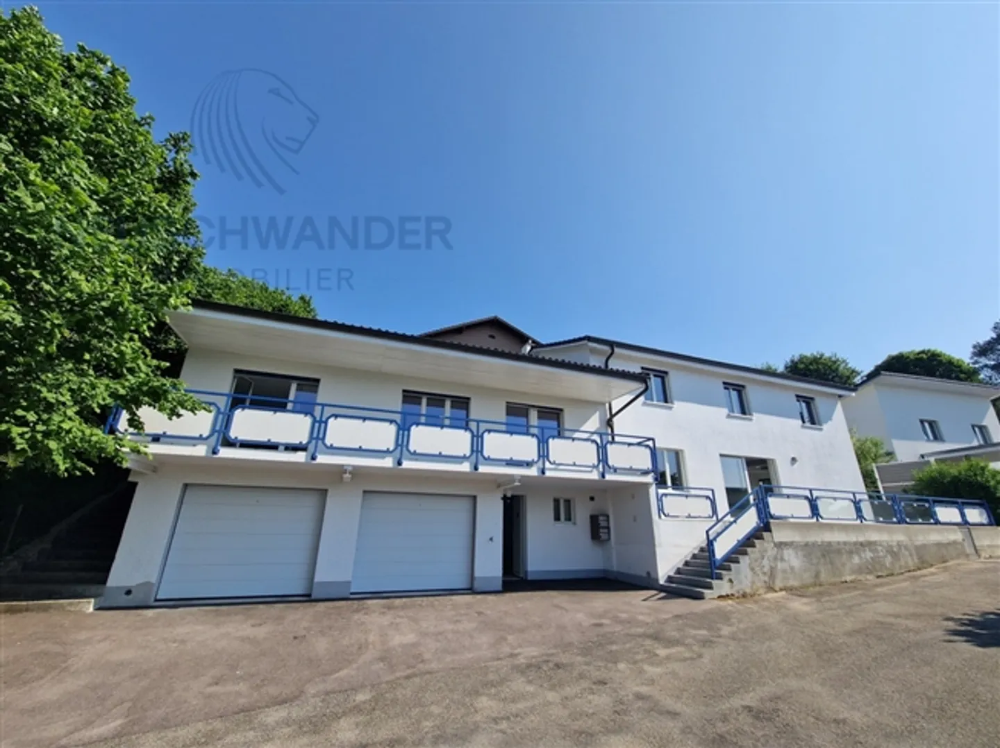 Live for free thanks to your investment - Photo 1 of 13