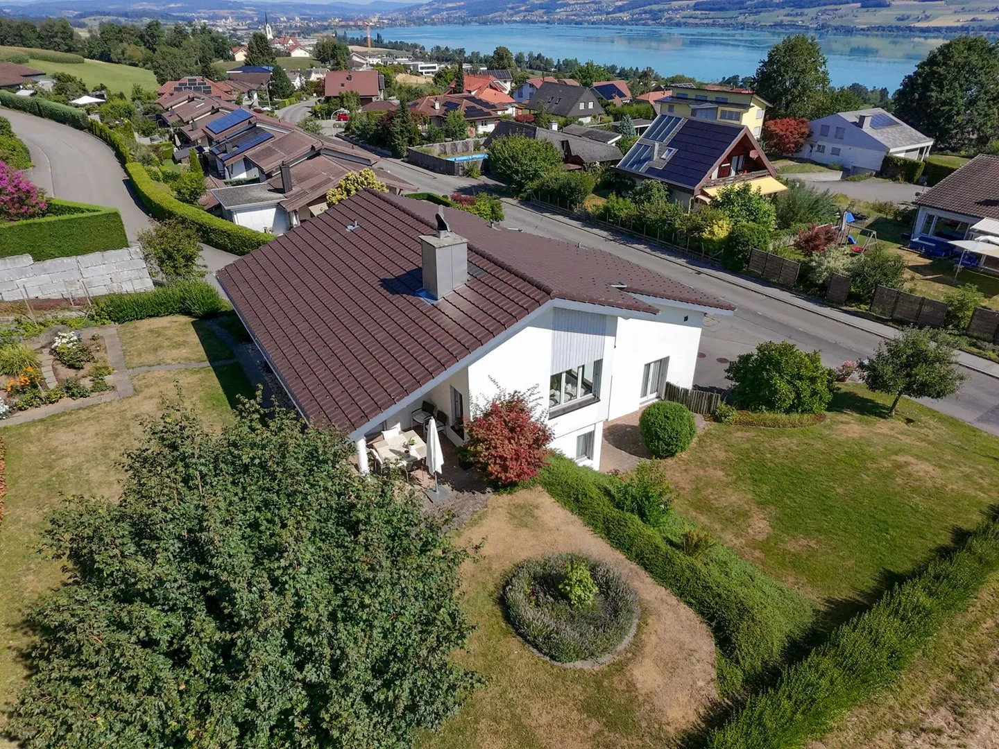 Charmantes Familienhaus mit Aussicht - Foto 2 von 15