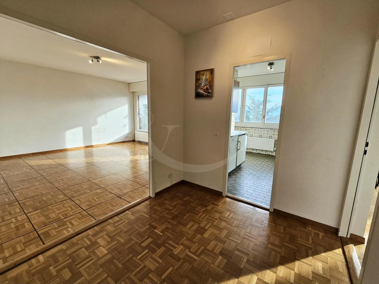 Charmant appartement dans une résidence de standing à Cologny avec une vue panoramique imprenable - Foto 3 di 5