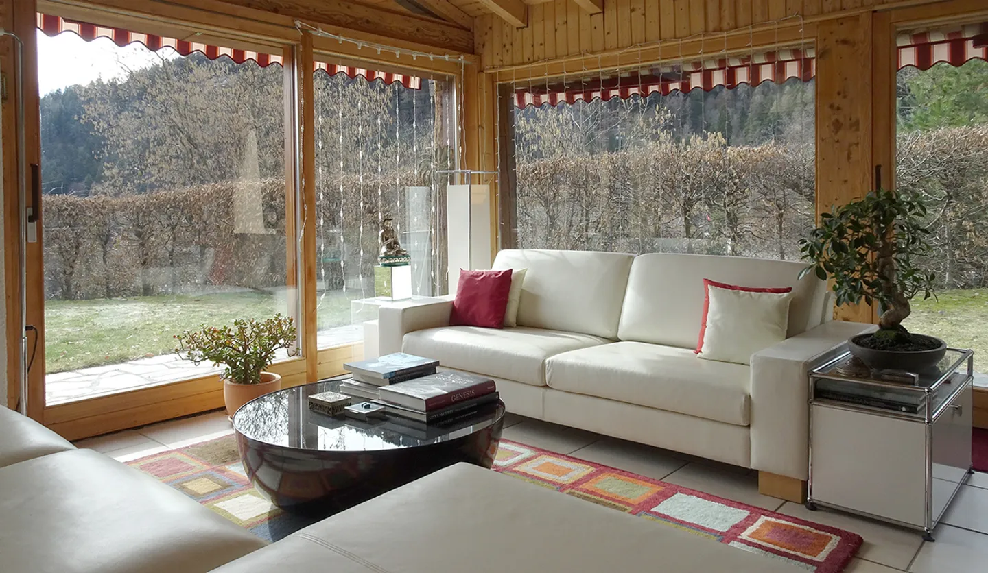 Magnificent Detached Villa with Panoramic Views and Absolute Tranquility in Chamoson - Photo 5 of 12