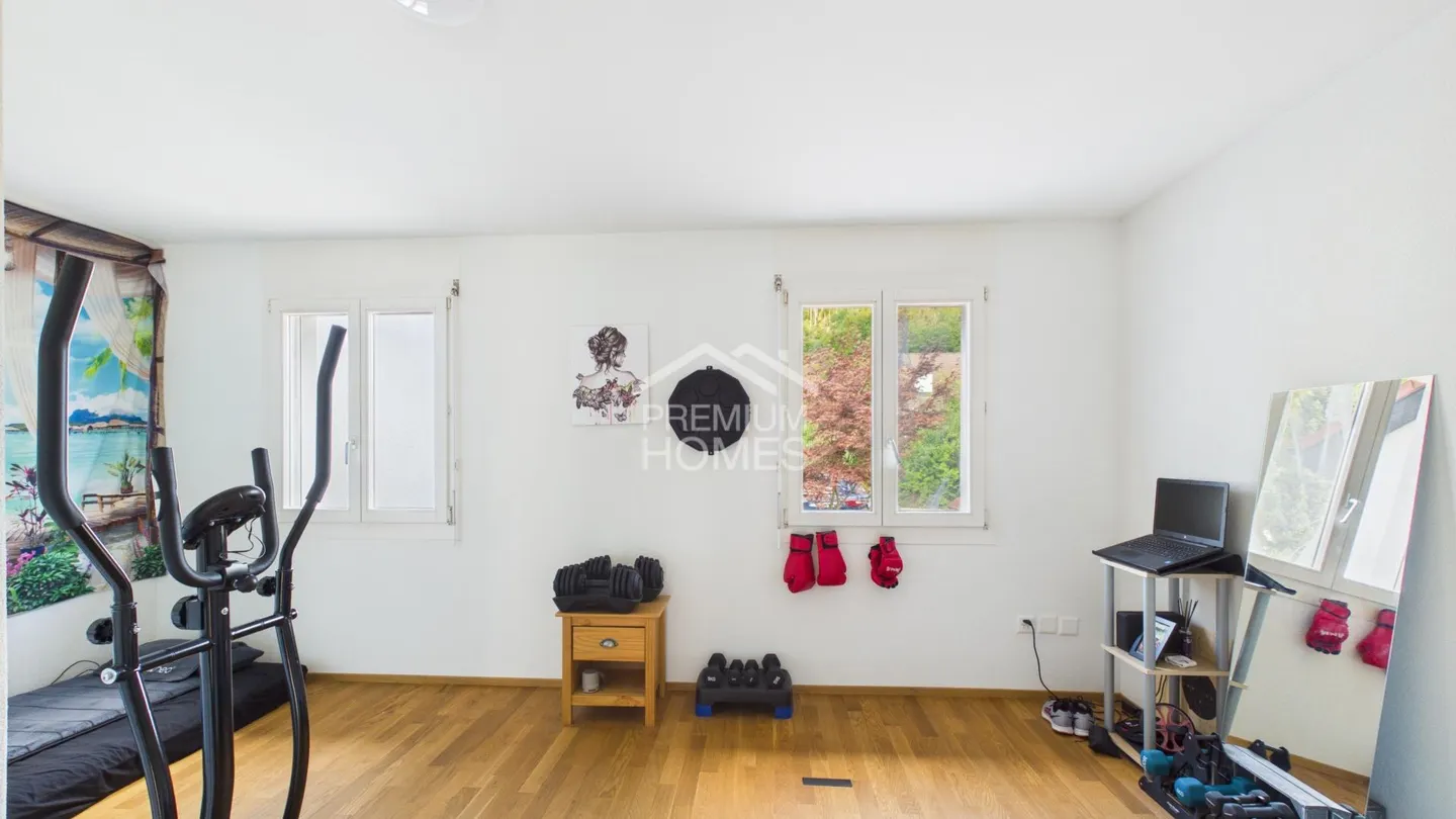 Spacious Family Paradise - Photo 7 of 11