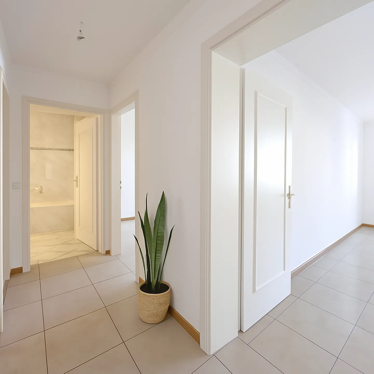 Appartamento 4½ locali con 3 balconi - Foto 4 di 13