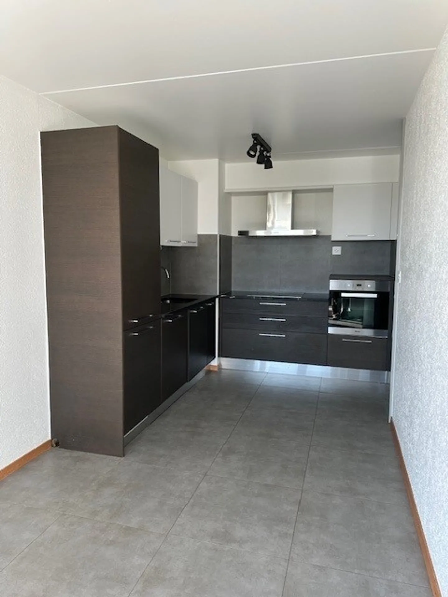 Appartement 3.5 pièces - Photo 2 sur 7