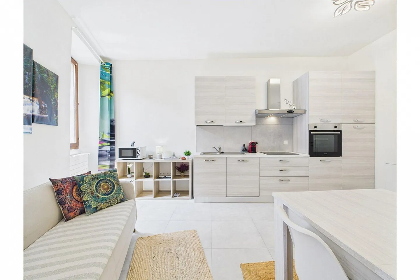 Morcote - Splendid property, ideal for multiple generations! - Photo 6 of 28