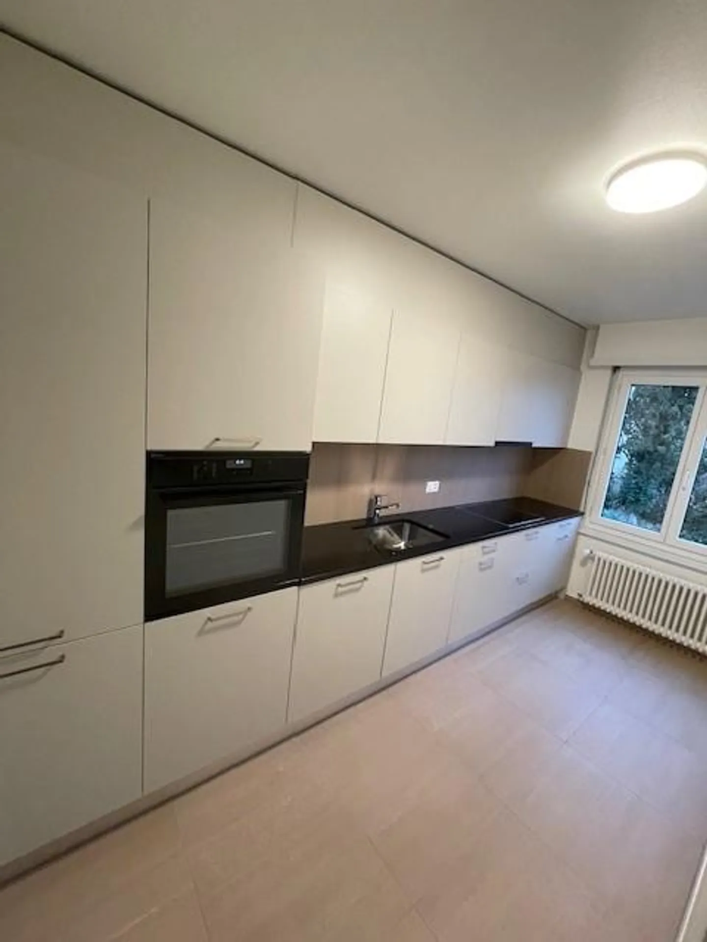 Appartamento Ristrutturato Incantevole - Foto 2 di 4