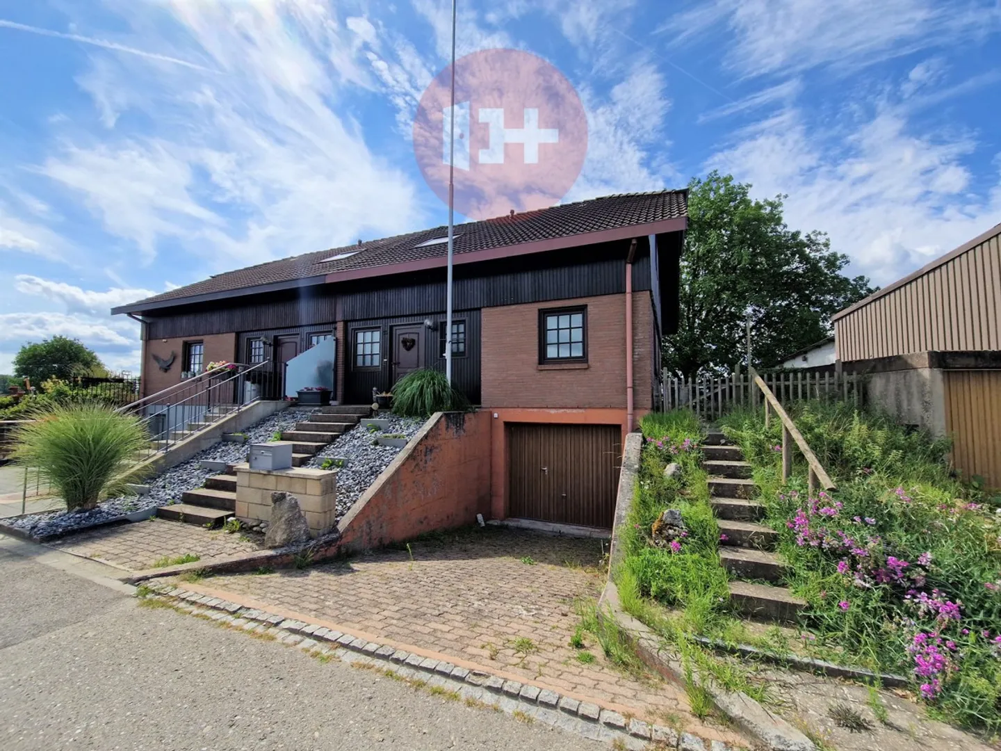 Maison jumelle à louer - Photo 1 sur 13