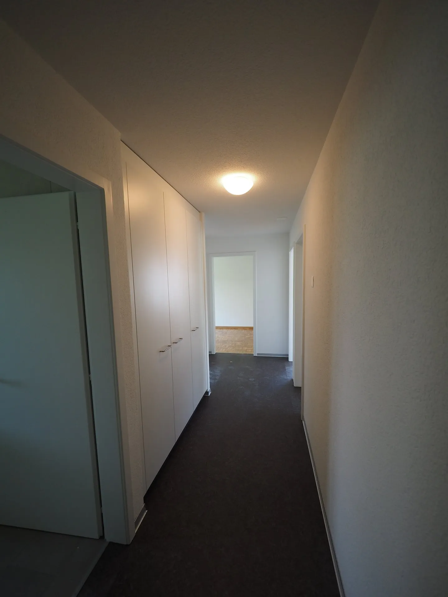 Accogliente appartamento di 3,5 stanze in una posizione tranquilla a Biglen - Foto 7 di 7