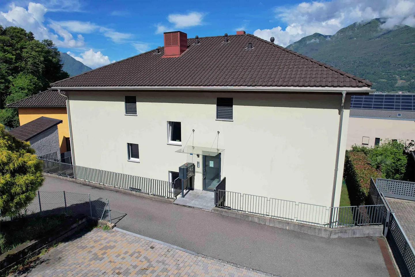 Appartement avec terrasse dans un quartier calme - Photo 2 sur 18