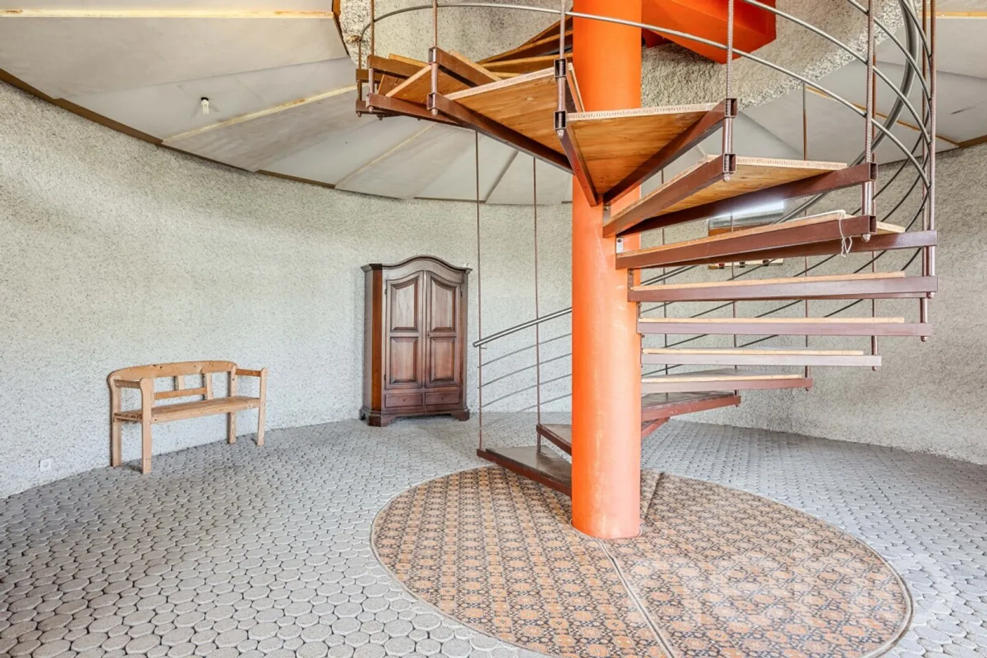 Einzigartiges Rundhaus in Neuheim - Foto 5 von 12