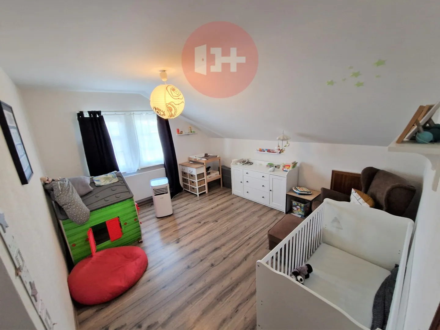 Maison jumelle à louer - Photo 4 sur 13