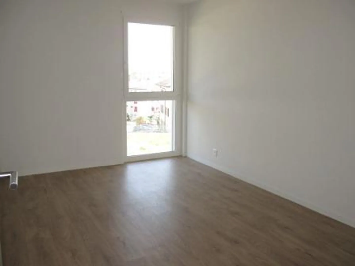 Appartement avec 3½ pièces au rez-de-chaussée - Photo 4 sur 6
