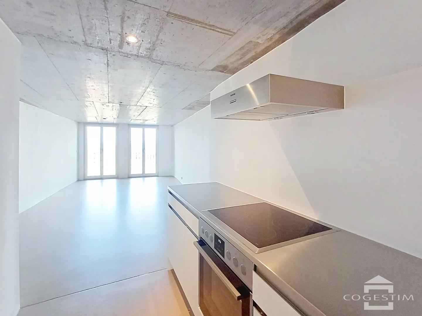 2.5 Room Apartment - Photo 2 of 8