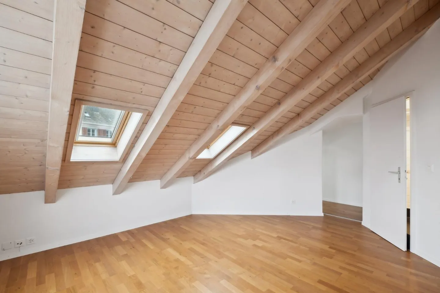 Exclusive old building maisonette apartment in the heart of Langenthal! - Photo 8 of 12