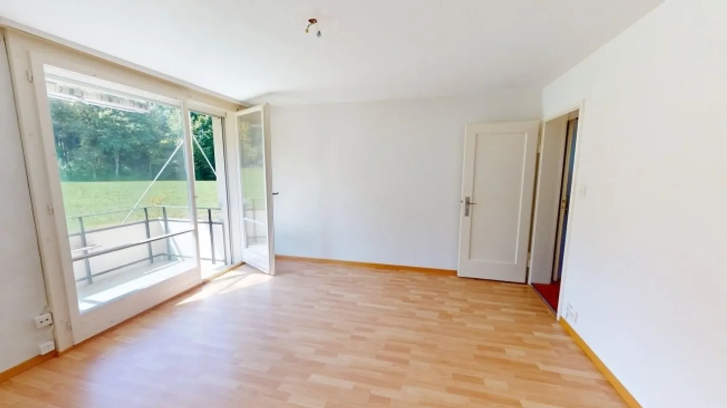 Charmante appartement 3 pièces à Zurich Seebach à durée déterminée jusqu'au 31.03.2027 - Photo 4 sur 7