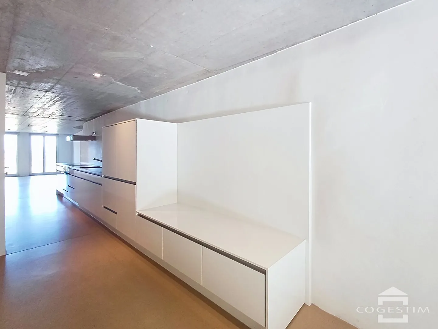 2.5 Room Apartment - Photo 3 of 8